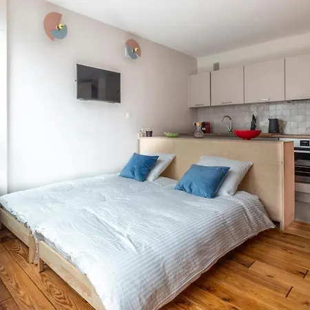 Modern With Mont Blanc View And Pool Appartamento *